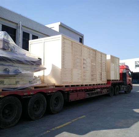 设备木箱包装搬运